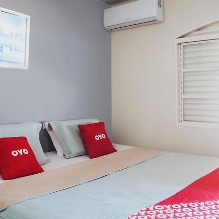 Oyo M&J Hotel Santo Antonio do Descoberto Exterior photo
