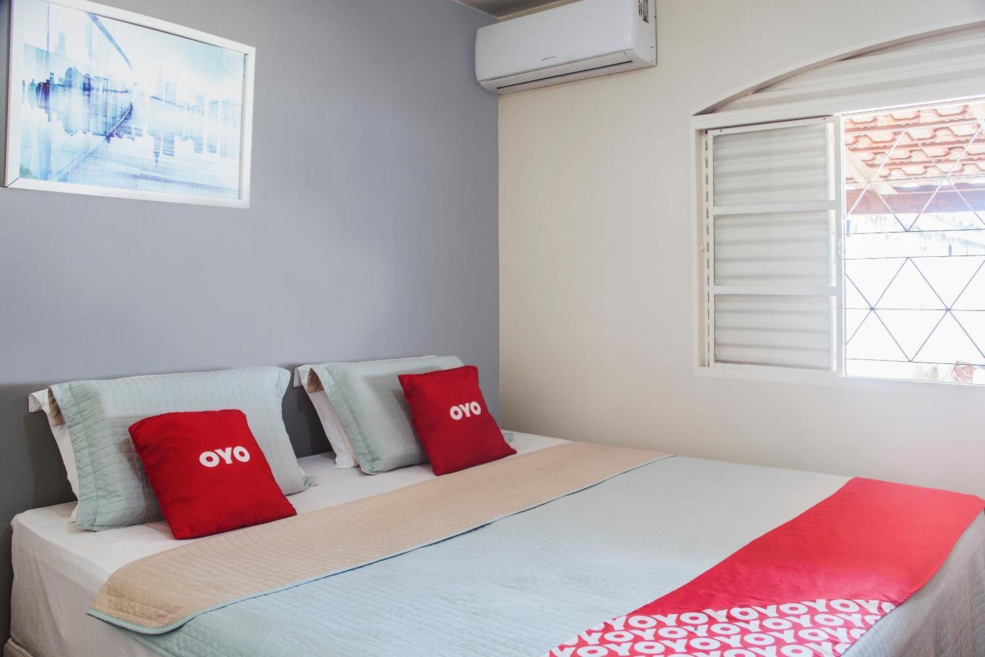 Oyo M&J Hotel Santo Antonio do Descoberto Exterior photo